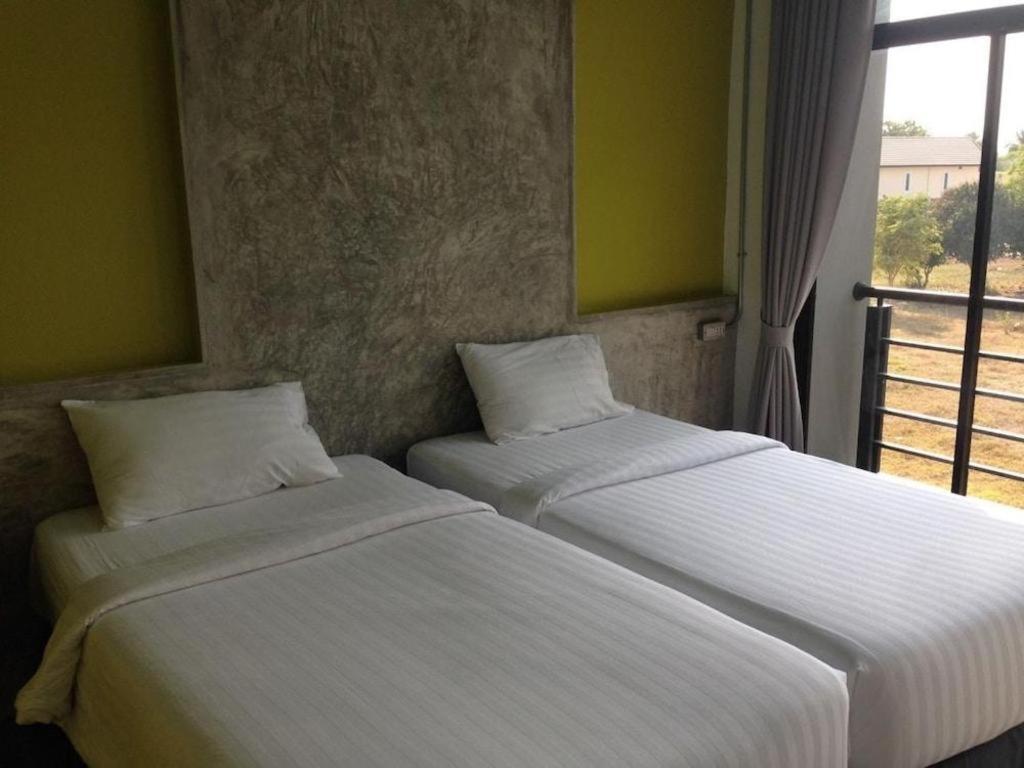 Pornsiri Hotel Sisaket Εξωτερικό φωτογραφία