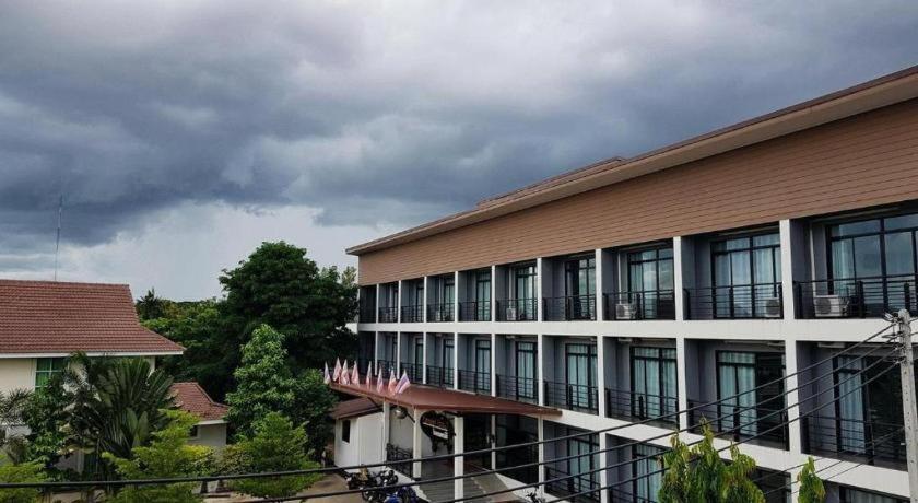Pornsiri Hotel Sisaket Εξωτερικό φωτογραφία