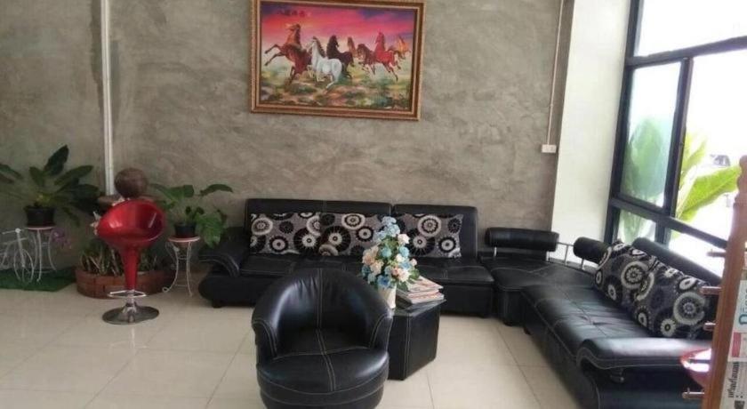 Pornsiri Hotel Sisaket Εξωτερικό φωτογραφία