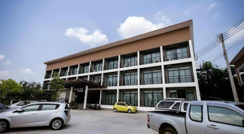 Pornsiri Hotel Sisaket Εξωτερικό φωτογραφία