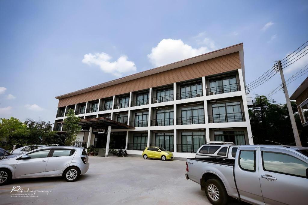 Pornsiri Hotel Sisaket Εξωτερικό φωτογραφία