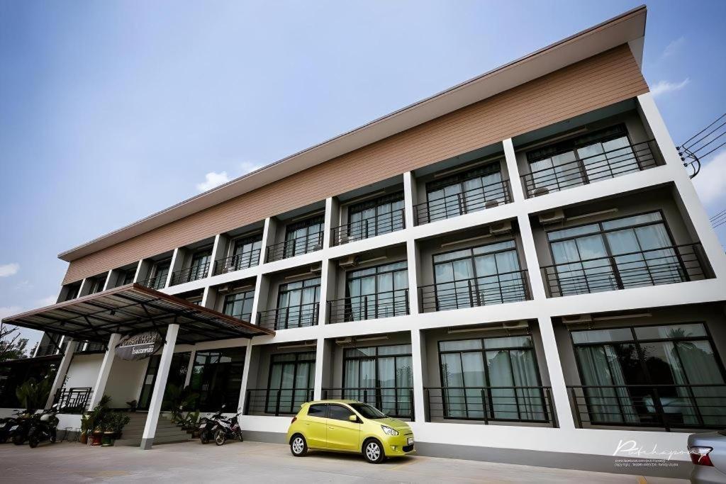 Pornsiri Hotel Sisaket Εξωτερικό φωτογραφία