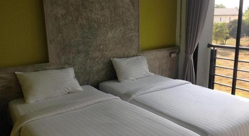 Pornsiri Hotel Sisaket Εξωτερικό φωτογραφία